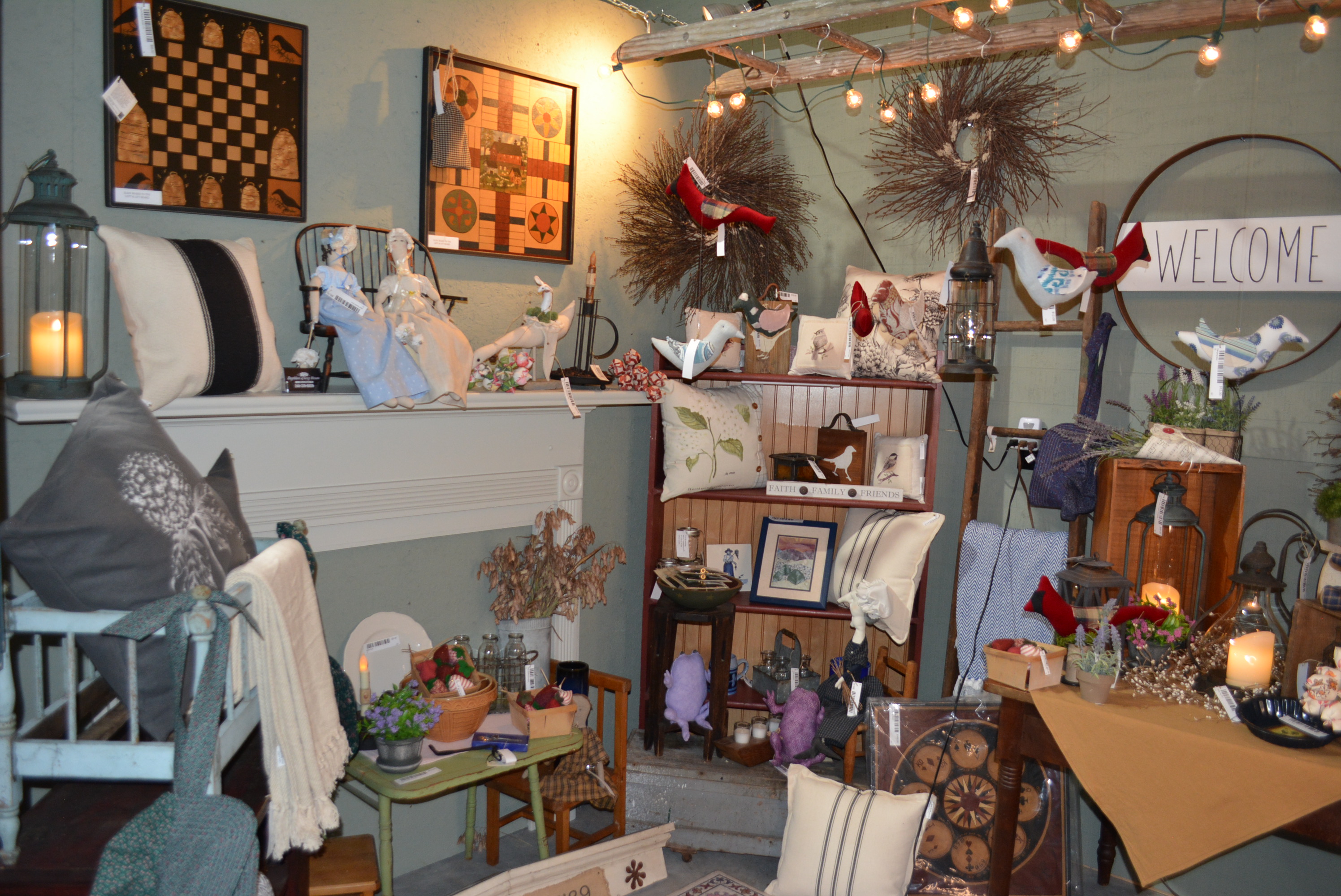 Inside Ole Vintage Finds