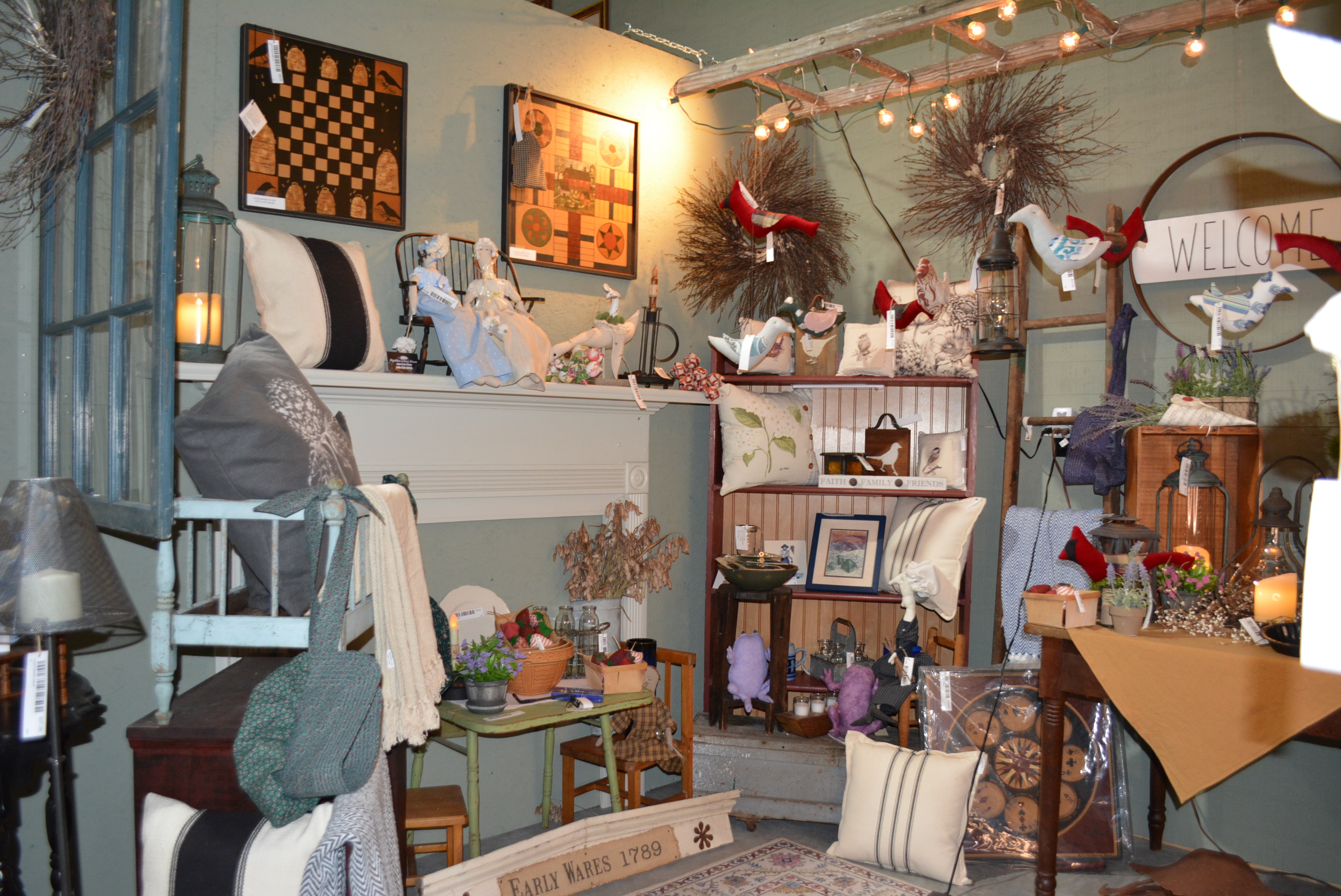 Inside Ole Vintage Finds