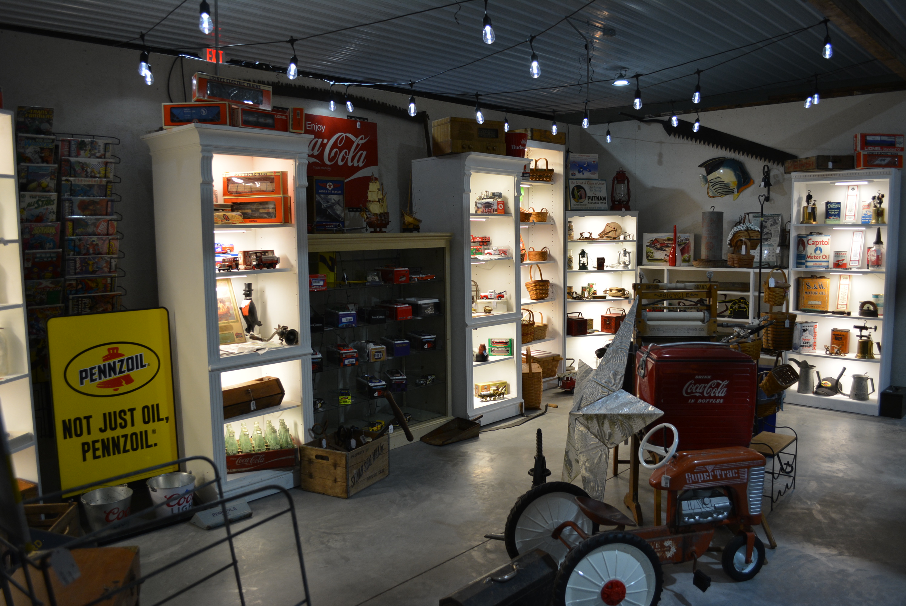 Inside Ole Vintage Finds