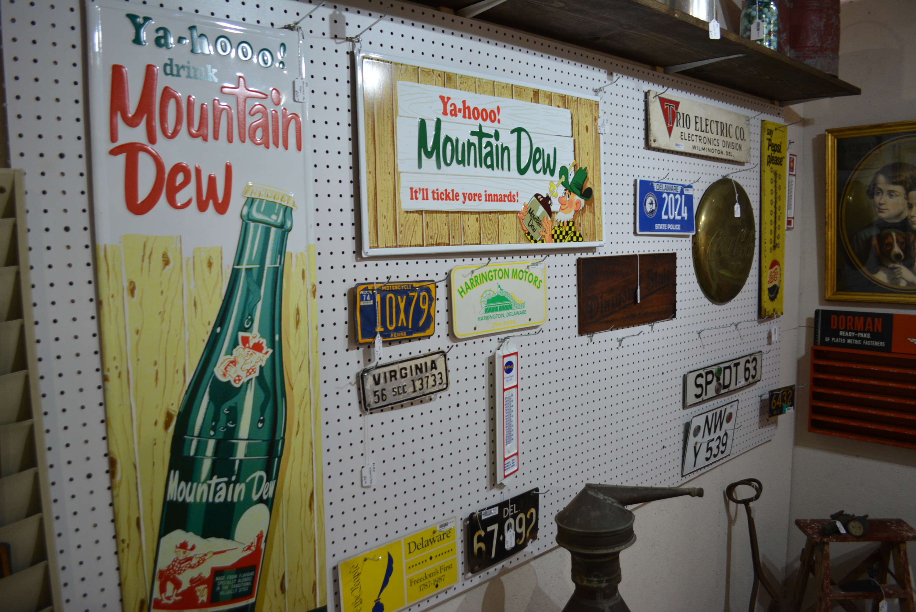 Inside Ole Vintage Finds
