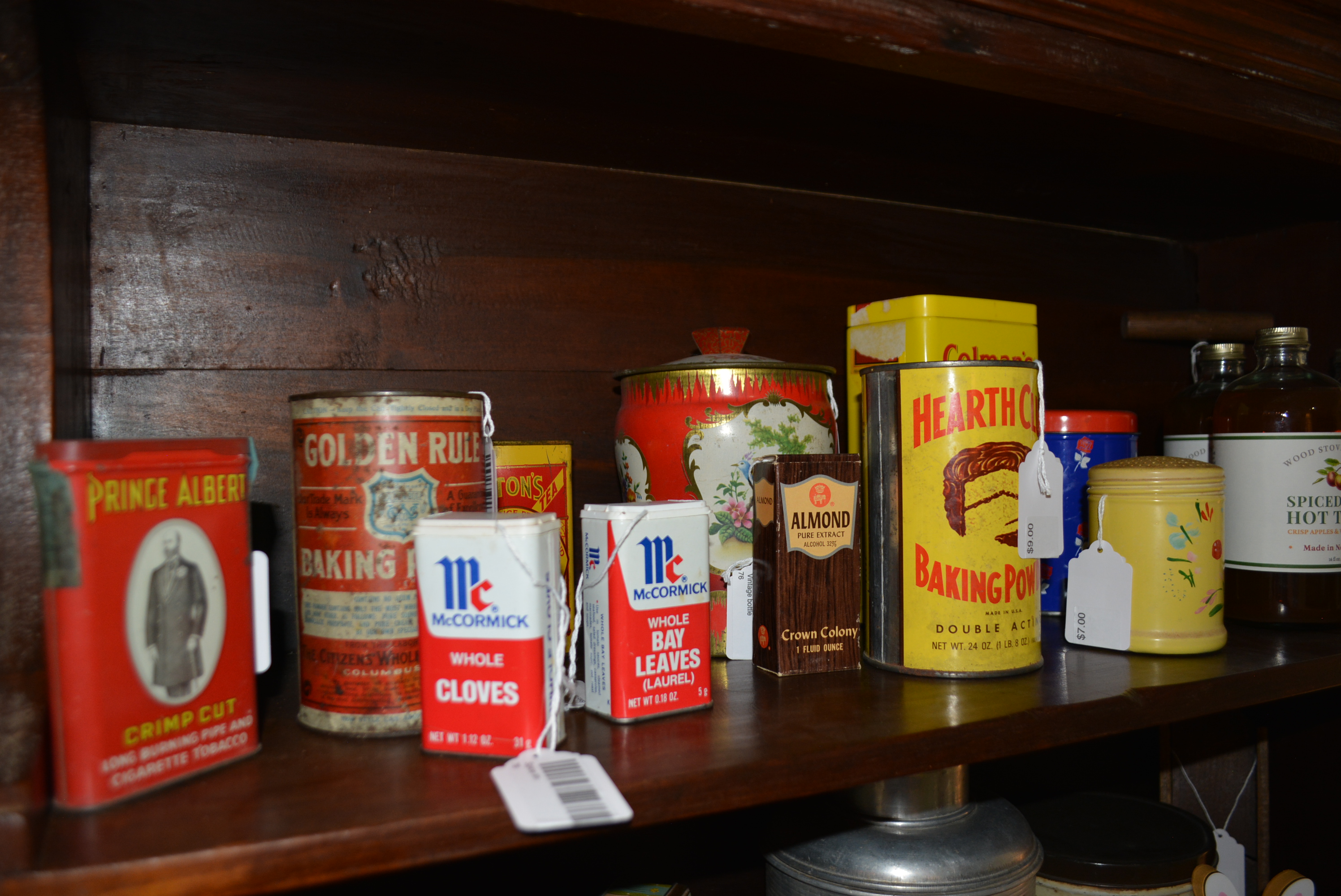 Inside Ole Vintage Finds